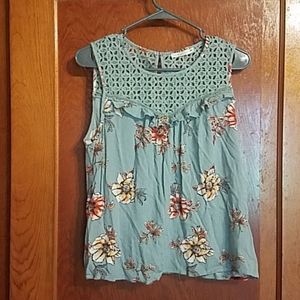 Hazel Flowery Tank Top